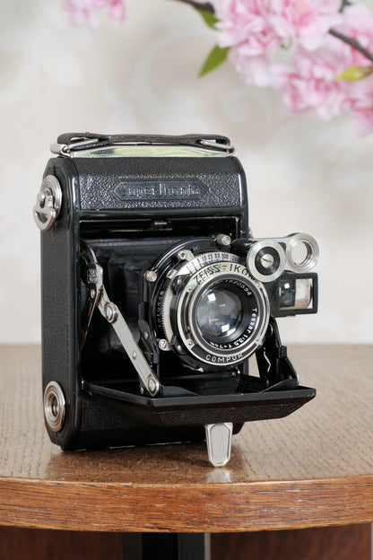Original first year, 1934 ZEISS-IKON SUPER IKONTA A, 6x4.5, Tessar lens. CLA’d, Freshly Serviced!