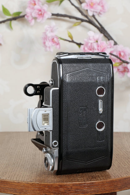 SUPERB! 1938 Zeiss Ikon Super Ikonta 6x9, Tessar lens. CLA'd, Freshly Serviced!