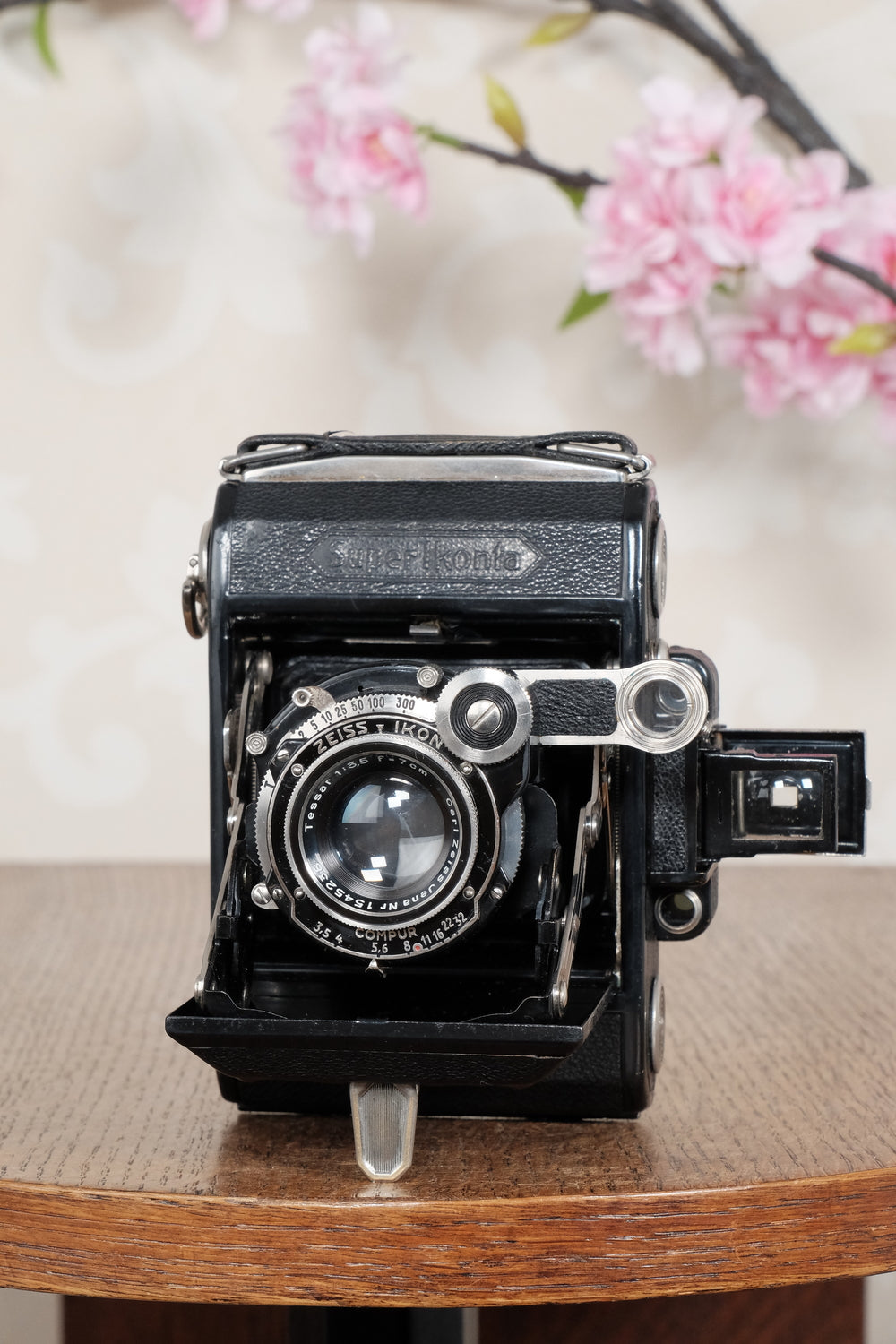Original first year, 1934 ZEISS-IKON SUPER IKONTA A, 6x4.5, Tessar lens. CLA’d, Freshly Serviced!