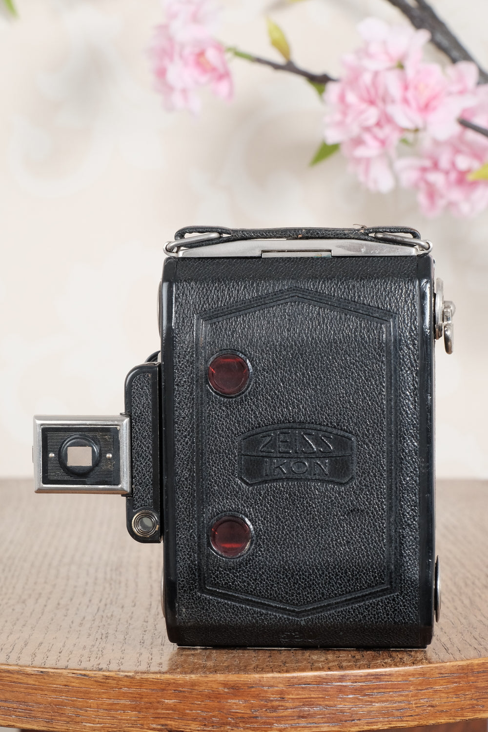 Original first year, 1934 ZEISS-IKON SUPER IKONTA A, 6x4.5, Tessar lens. CLA’d, Freshly Serviced!