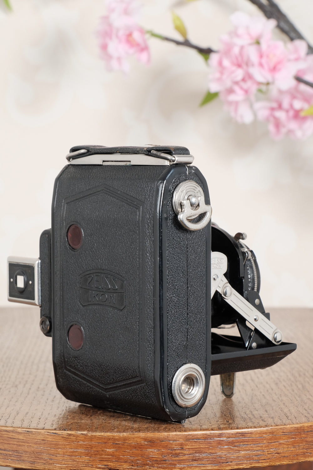 Original first year, 1934 ZEISS-IKON SUPER IKONTA A, 6x4.5, Tessar lens. CLA’d, Freshly Serviced!