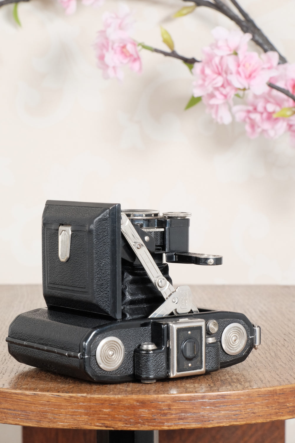 Original first year, 1934 ZEISS-IKON SUPER IKONTA A, 6x4.5, Tessar lens. CLA’d, Freshly Serviced!