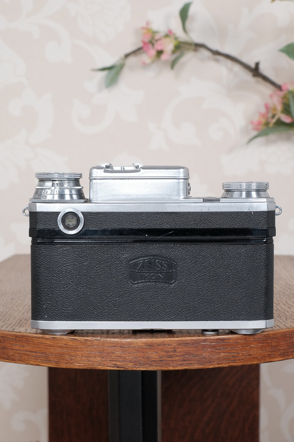 Near mint, 1939 Zeiss Ikon Contax III body, CLA'd, Freshly Serviced!