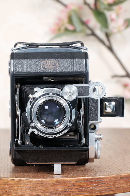 Superb! 1952 Zeiss Ikon Super Ikonta, Synchro-Compur & Coated Tessar .CLA’d, Freshly Serviced!
