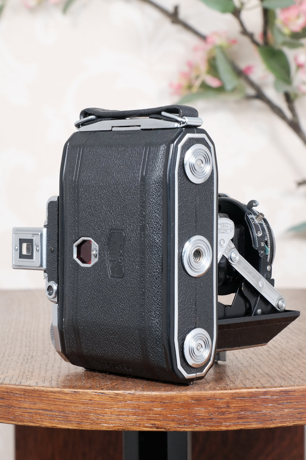 Superb! 1952 Zeiss Ikon Super Ikonta, Synchro-Compur & Coated Tessar .CLA’d, Freshly Serviced!