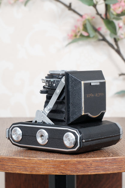Superb! 1952 Zeiss Ikon Super Ikonta, Synchro-Compur & Coated Tessar .CLA’d, Freshly Serviced!
