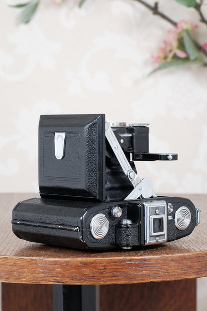 Superb 1938 ZEISS-IKON SUPER IKONTA A, 6x4.5, Tessar lens. CLA’d, Freshly Serviced!