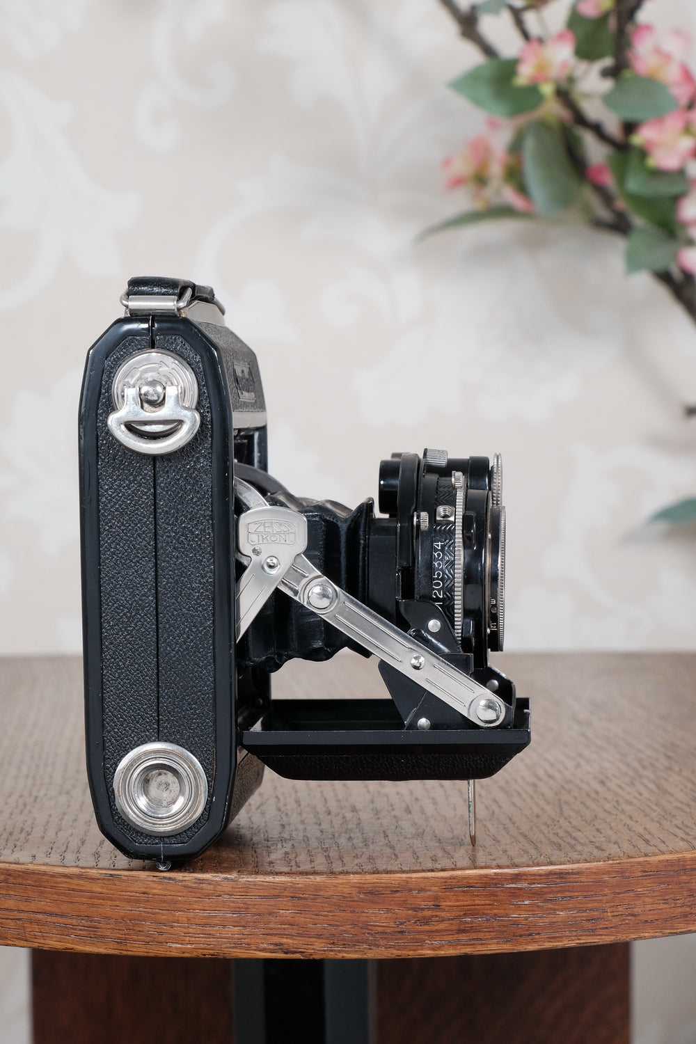 Superb 1934 ZEISS-IKON SUPER IKONTA A, 6x4.5, CLA’d, Freshly Serviced!