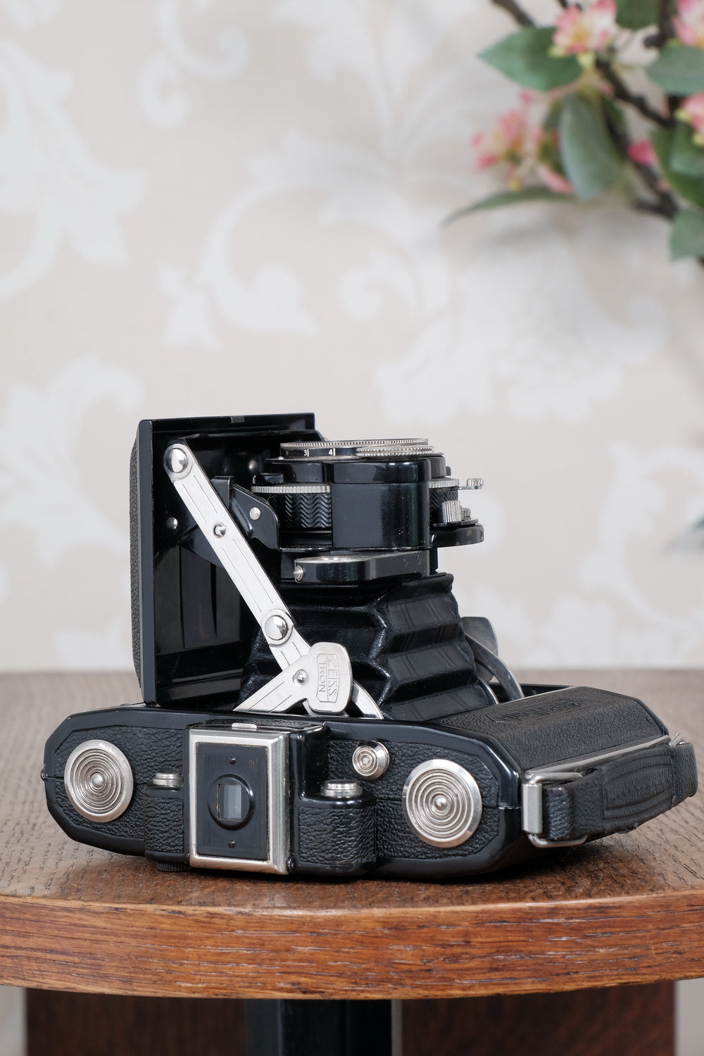 Superb 1934 ZEISS-IKON SUPER IKONTA A, 6x4.5, CLA’d, Freshly Serviced!