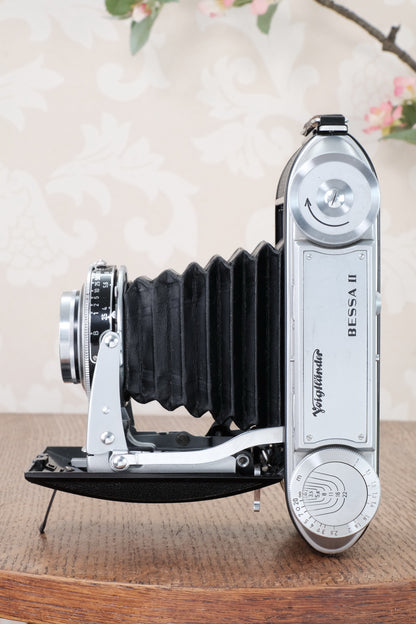 Superb! 1950 Voigtlander 6x9 Bessa II with Color Heliar lens. Freshly serviced, CLA'd