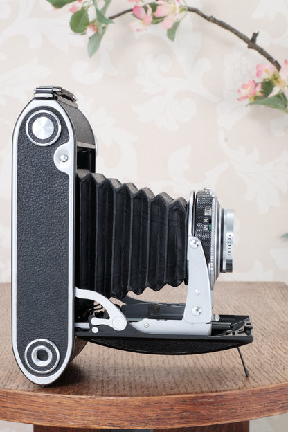 Superb! 1950 Voigtlander 6x9 Bessa II with Color Heliar lens. Freshly serviced, CLA'd