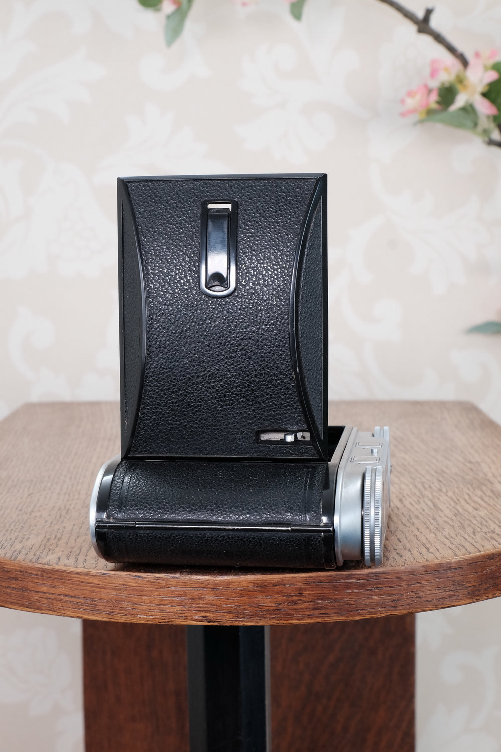 Superb! 1950 Voigtlander 6x9 Bessa II with Color Heliar lens. Freshly serviced, CLA'd