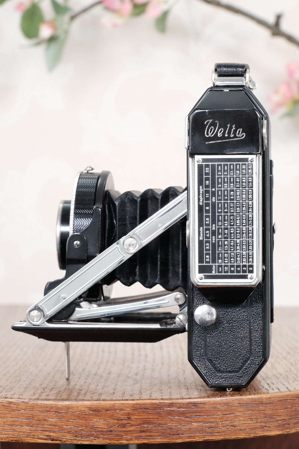 MINT! 1936 Rare Black Welta Weltur 6x4.5 Coupled Rangefinder Camera. Freshly Serviced! CLA'd