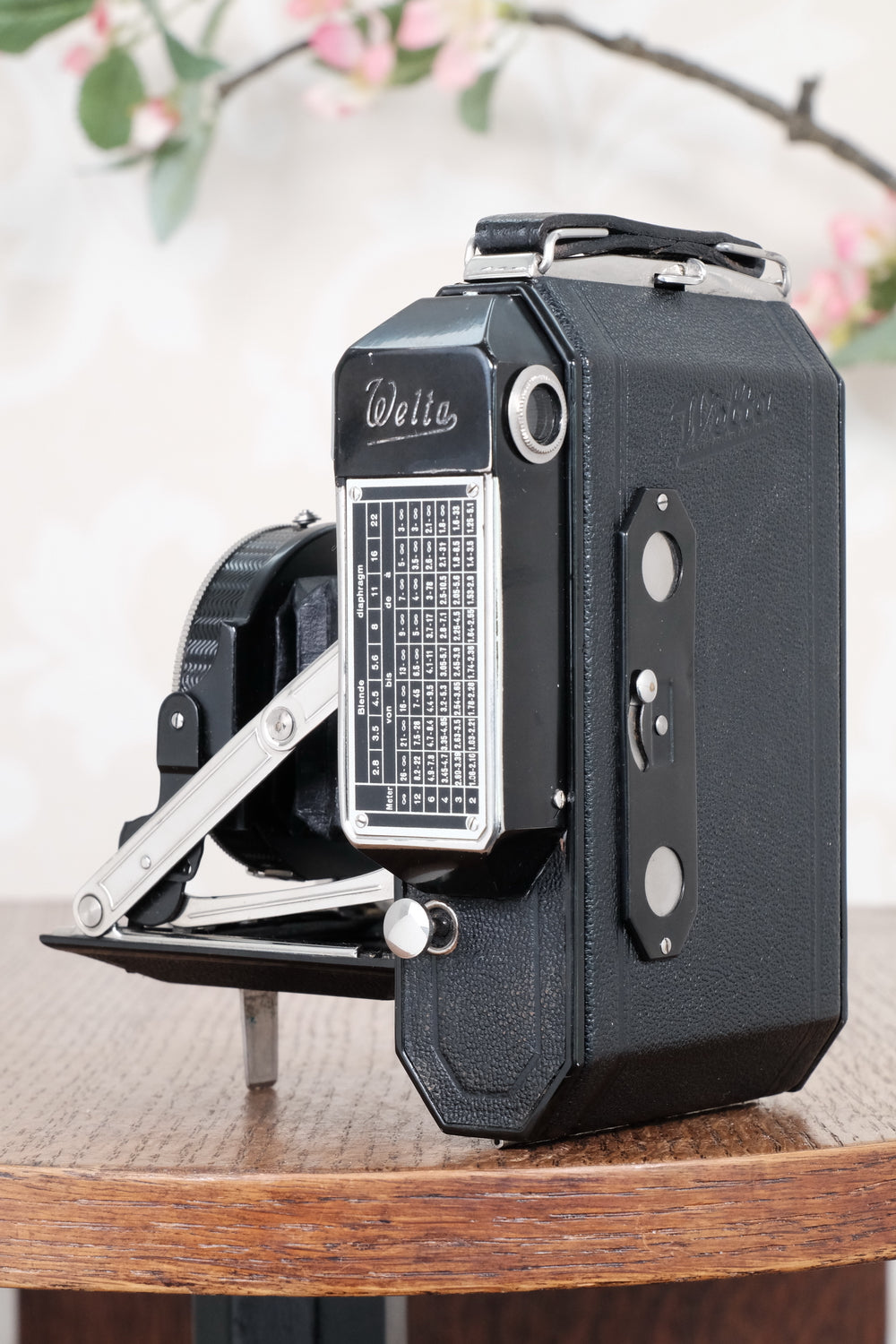 MINT! 1936 Rare Black Welta Weltur 6x4.5 Coupled Rangefinder Camera. Freshly Serviced! CLA'd