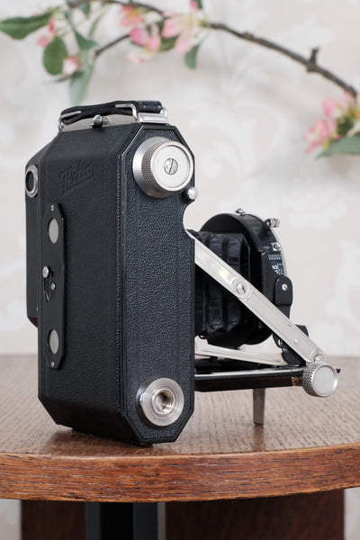 MINT! 1936 Rare Black Welta Weltur 6x4.5 Coupled Rangefinder Camera. Freshly Serviced! CLA'd