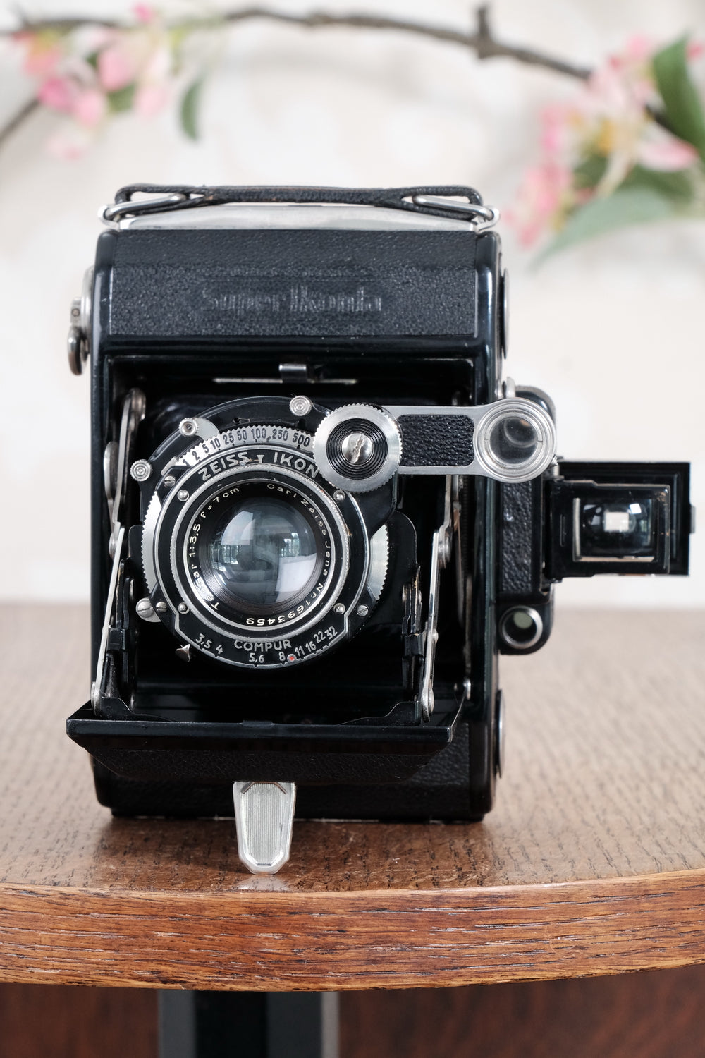 Superb 1935 ZEISS-IKON SUPER IKONTA A, 6x4.5, Tessar lens. CLA’d, Freshly Serviced!
