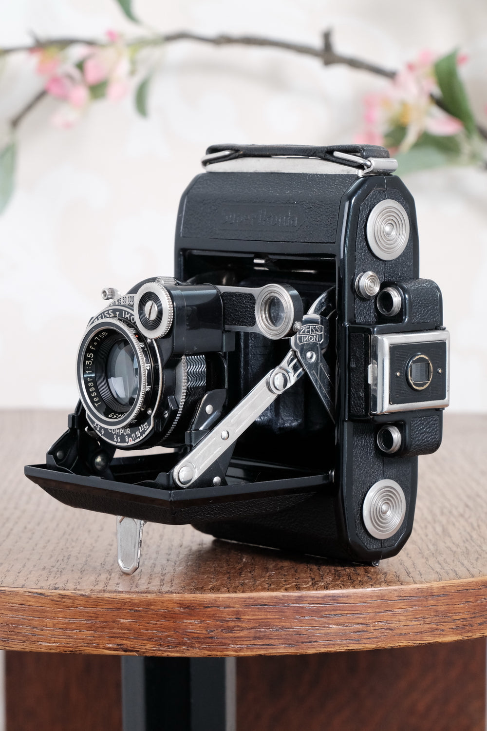 Superb 1935 ZEISS-IKON SUPER IKONTA A, 6x4.5, Tessar lens. CLA’d, Freshly Serviced!