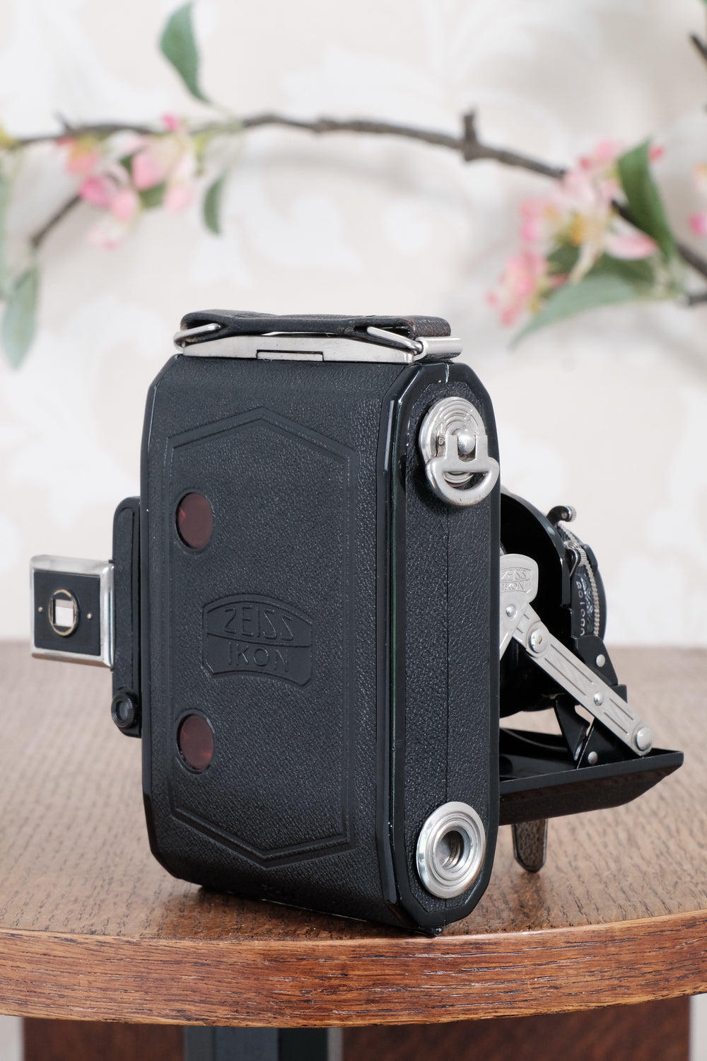 Superb 1935 ZEISS-IKON SUPER IKONTA A, 6x4.5, Tessar lens. CLA’d, Freshly Serviced!