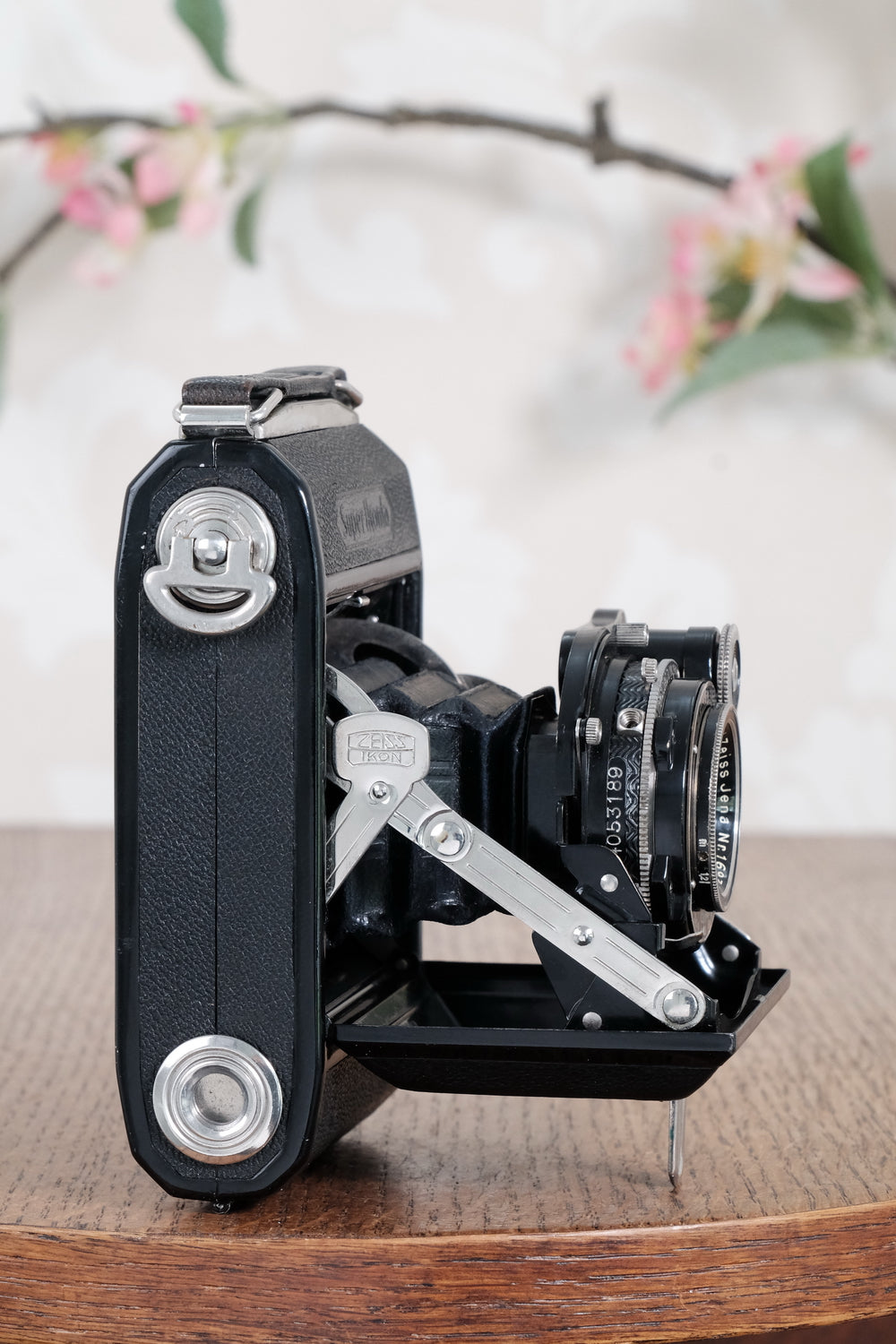 Superb 1935 ZEISS-IKON SUPER IKONTA A, 6x4.5, Tessar lens. CLA’d, Freshly Serviced!