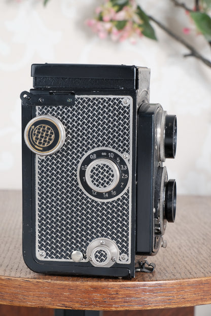 Superb! 1933 Art-Deco Nickel-plated Rolleicord , CLA’d, Freshly Serviced!