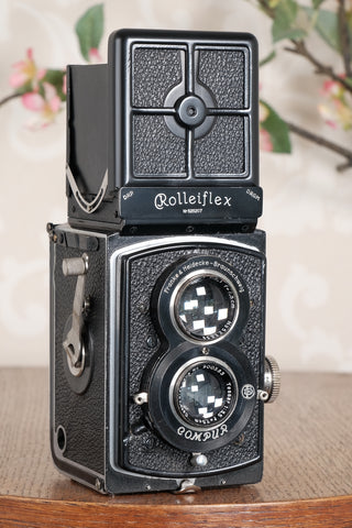 Superb 1936 Old Standard Rolleiflex with lovely original case and strap. Freshly Serviced, CLA’d!