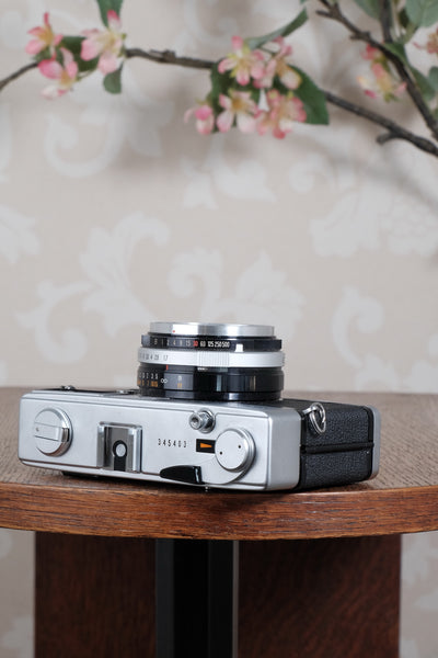 Near Mint! Olympus 35 SP, Fast 1.7/42mm Zuiko Lens