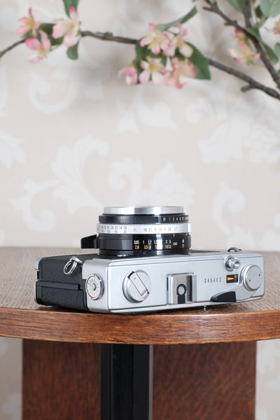 Near Mint! Olympus 35 SP, Fast 1.7/42mm Zuiko Lens