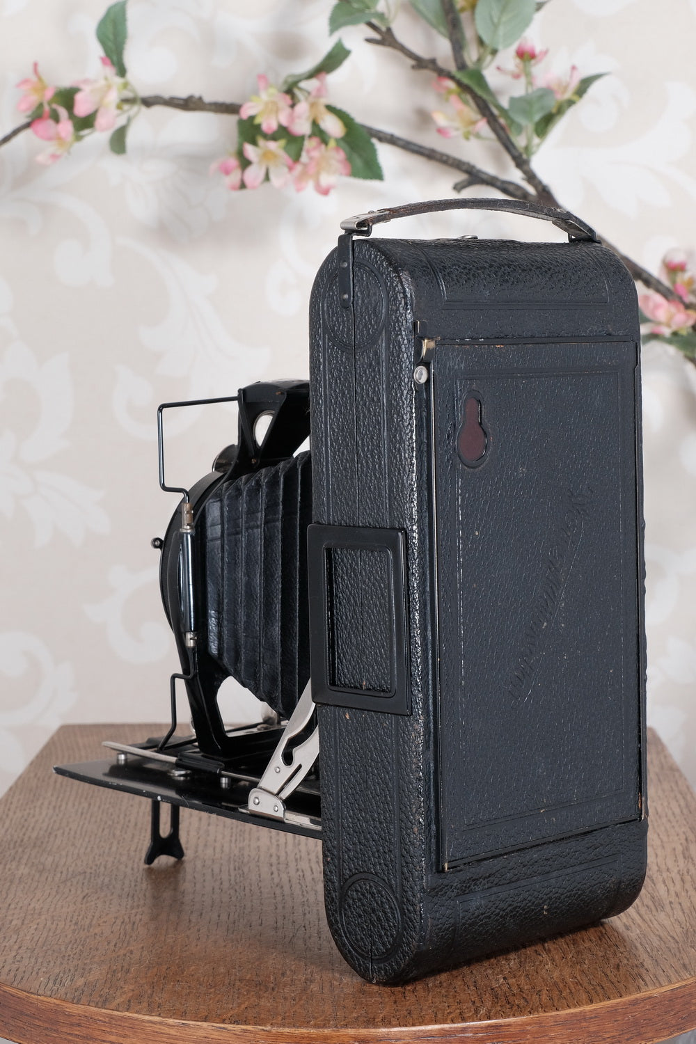 Giant! 1932 Voigtlander 8.5x14 Folding camera with 150mm Skopar lens. Freshly Serviced, CLA'd.