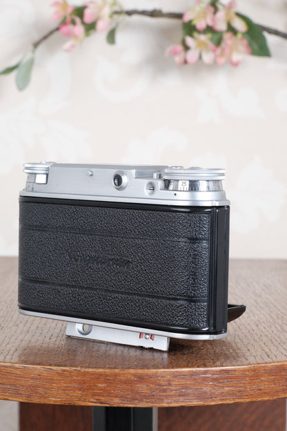 Near Mint! 1951 Voigtlander Vito III, Rangefinder with superb 2.0/50mm Ultron lens and original brown leather case . CLA'd, Freshly Serviced!