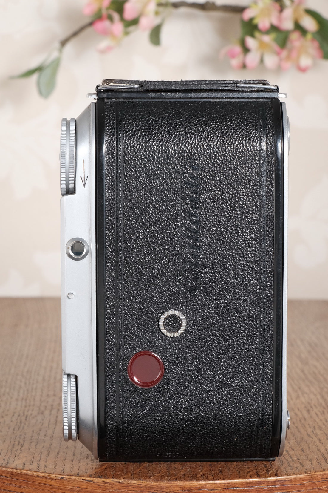 Near Mint! 1952 Voigtlander 6x9 Bessa II with Color-Skopar lens & original leather case. Freshly Serviced, CLA'd.