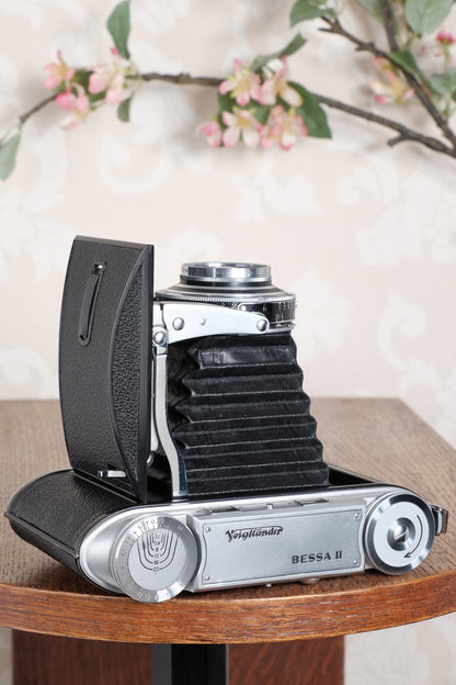 Near Mint! 1952 Voigtlander 6x9 Bessa II with Color-Skopar lens & original leather case. Freshly Serviced, CLA'd.