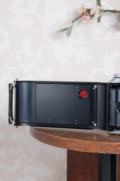 Near Mint! 1952 Voigtlander 6x9 Bessa II with Color-Skopar lens & original leather case. Freshly Serviced, CLA'd.
