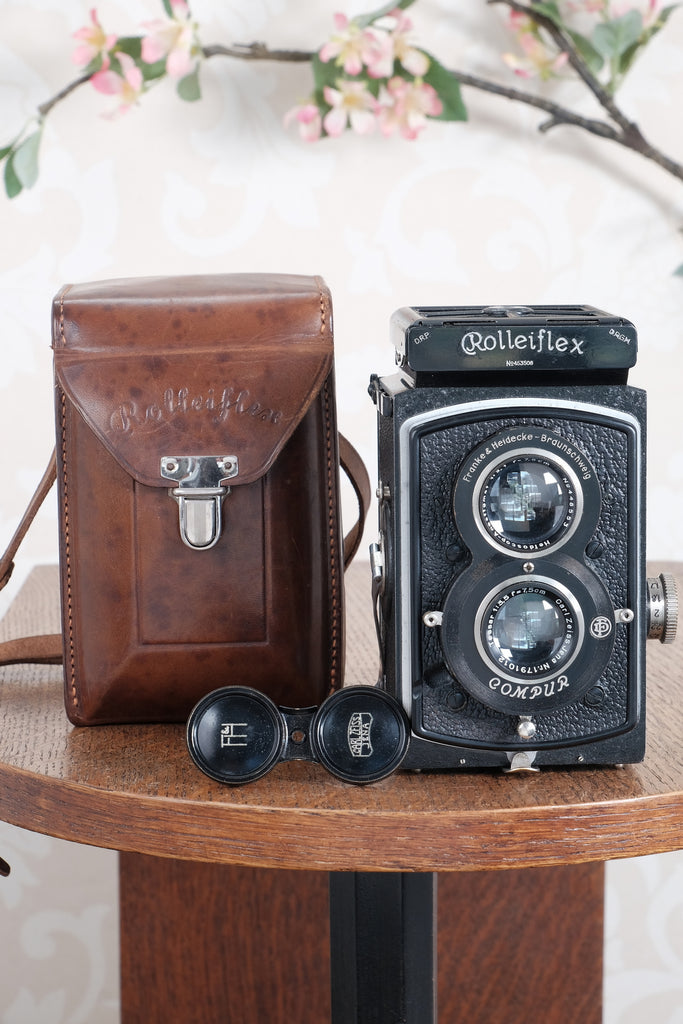 Superb! 1936 Old Standard Rolleiflex with lovely original lenscap, cas ...
