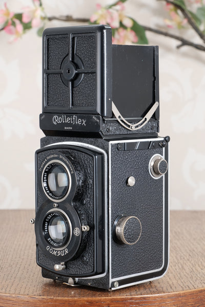 Superb! 1936 Old Standard Rolleiflex with lovely original lenscap, case and strap. Freshly Serviced, CLA’d!