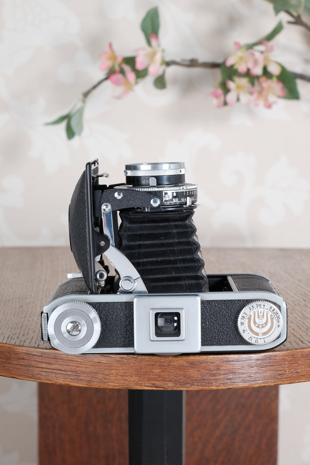 Near mint! 1945 Voigtlander “Klein Bessa” 66. CLA'd, Freshly Serviced!