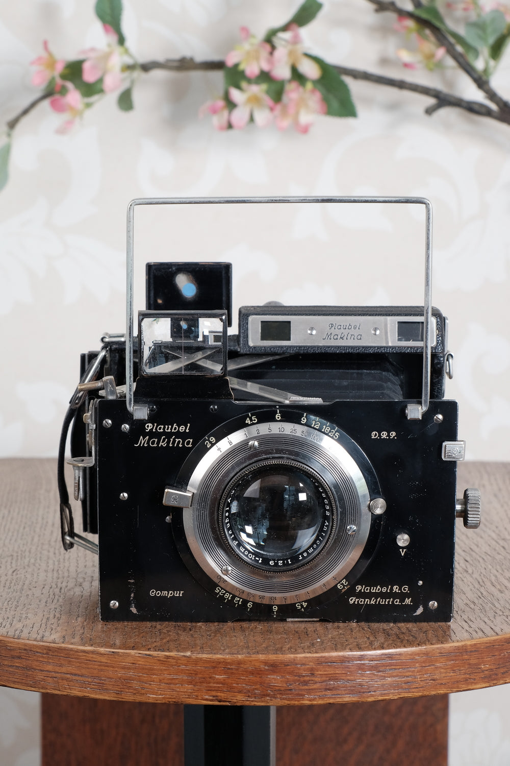 Circa 1936 Plaubel Makina II, 6x9, coupled Rangefinder camera. Freshly Serviced, CLA'd.