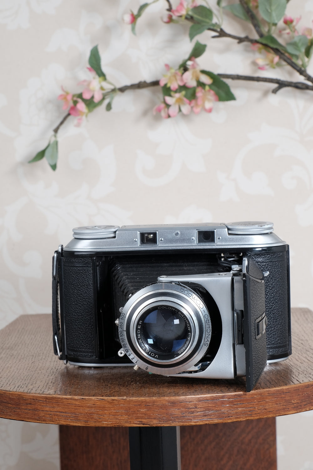Superb! 1953 Voigtlander 6x9 Bessa II with Color-Skopar lens. Freshly Serviced, CLA'd.