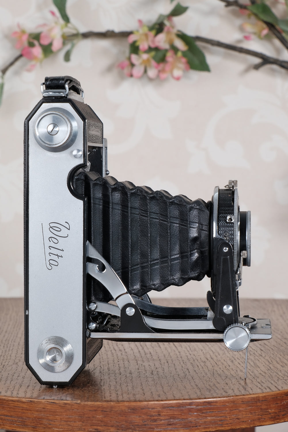 Rare! 1937 WELTA WELTUR 6x9 Coupled Rangefinder Camera, with original case. CLA'd, Freshly serviced!