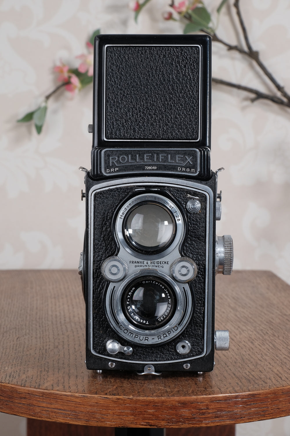 Superb! 1938 Rolleiflex Automat with original leather case, Freshly Serviced, CLA’d!