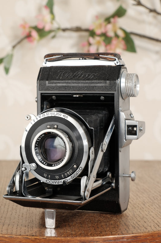 Near Mint! 1949 Welta Weltax 6x6 camera with “T” Coated Carl Zeiss Tessar lens and brown leather case. CLAd, Freshly Serviced!
