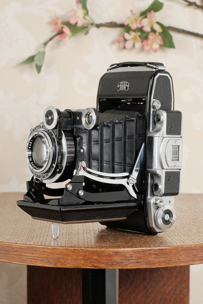 SUPERB! 1938 Zeiss Ikon Super Ikonta 6x9, Tessar lens. CLA’d, Freshly Serviced! - Zeiss-Ikon- Petrakla Classic Cameras