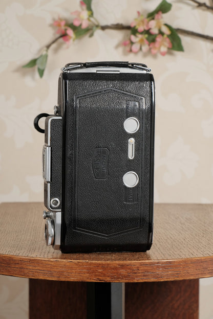 SUPERB! 1938 Zeiss Ikon Super Ikonta 6x9, Tessar lens. CLA’d, Freshly Serviced! - Zeiss-Ikon- Petrakla Classic Cameras