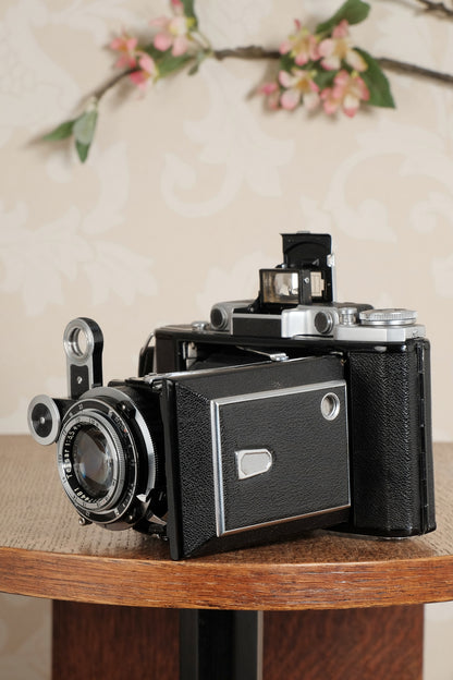 SUPERB! 1938 Zeiss Ikon Super Ikonta 6x9, Tessar lens. CLA’d, Freshly Serviced! - Zeiss-Ikon- Petrakla Classic Cameras