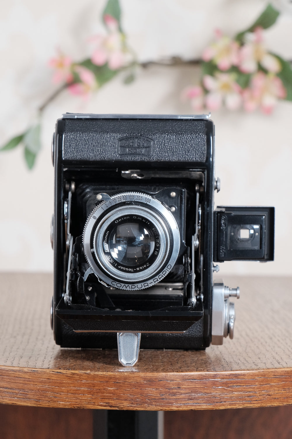 Near Mint! 1949 Zeiss-Ikon Ikonta. Freshly Serviced, CLA'd