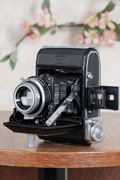 Near Mint! 1949 Zeiss-Ikon Ikonta. Freshly Serviced, CLA'd