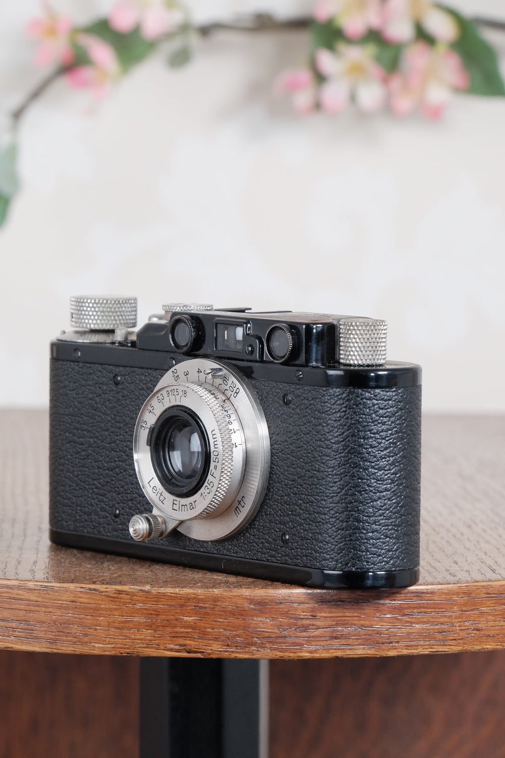 Superb! 1934 BLACK LEITZ LEICA II with nickel fittings & nickel