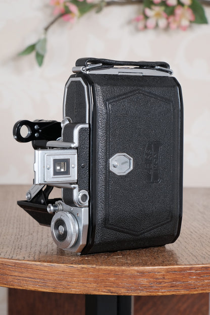 Superb! 1949 Zeiss Ikon Super Ikonta, Coated Zeiss-Opton Tessar. CLA’d, Freshly Serviced! - Zeiss-Ikon- Petrakla Classic Cameras