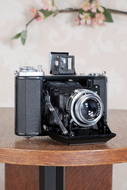 Near Mint! 1952 6x6 Zeiss-Ikon Ikonta. Freshly Serviced, CLA'd - Zeiss-Ikon- Petrakla Classic Cameras
