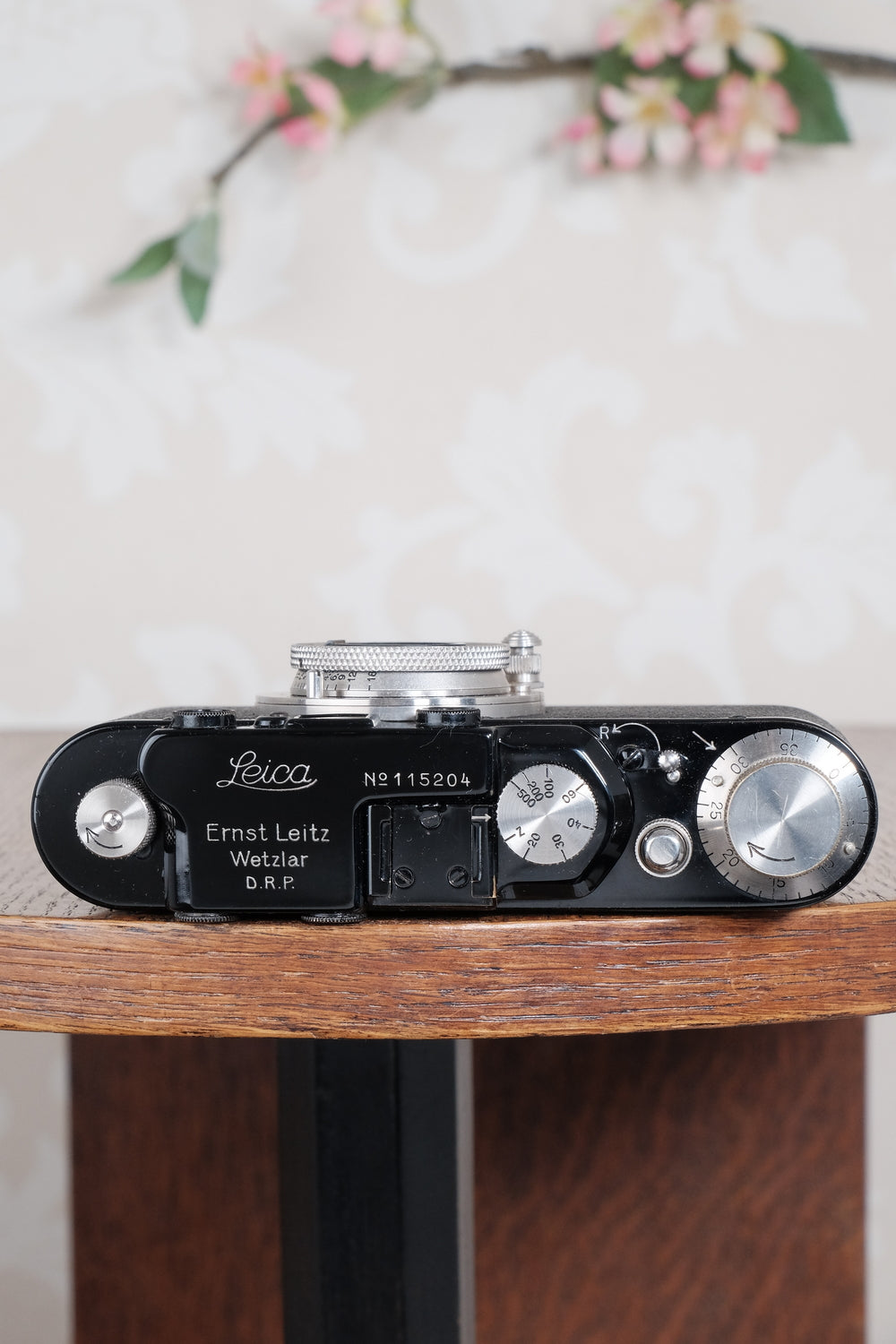 Near mint! 1933 BLACK LEITZ LEICA II with Nickel Elmar lens