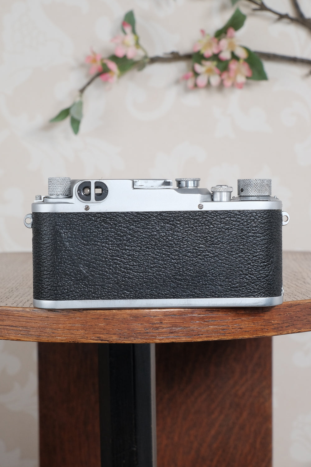 Superb! 1945 LEITZ LEICA IIIc, the desirable wartime “stepper